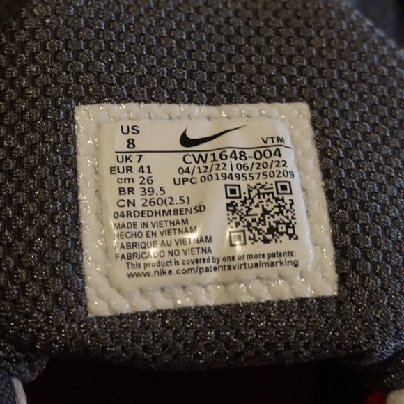 Brand New Nike Air Max Genome Sneakers Men Size 9  in Box main image 6